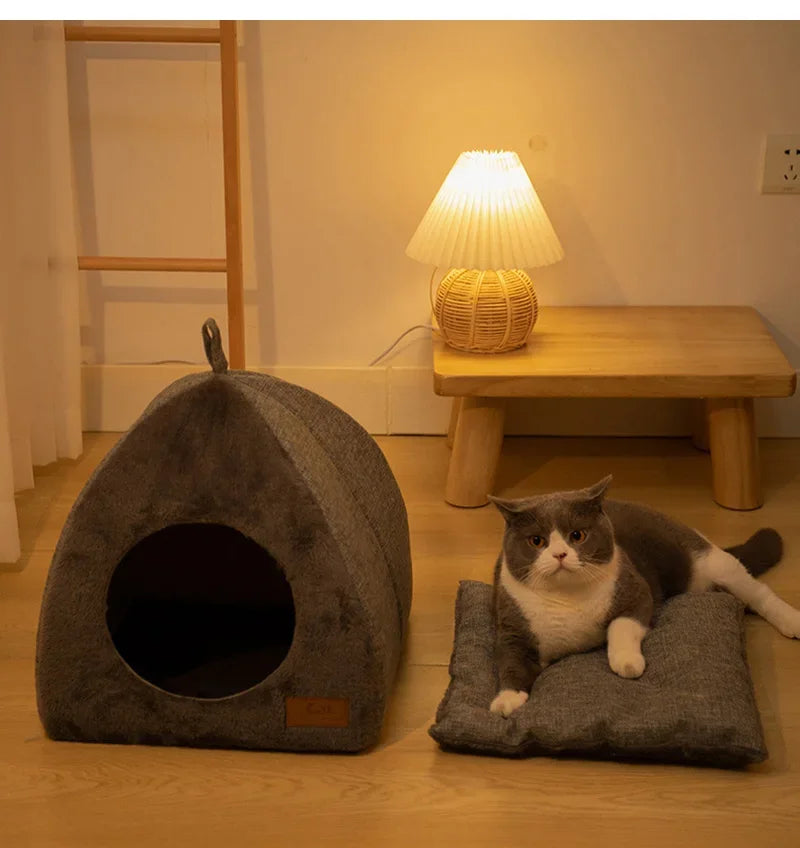 Winter Warm Cat & Dog Bed – Foldable Plush House