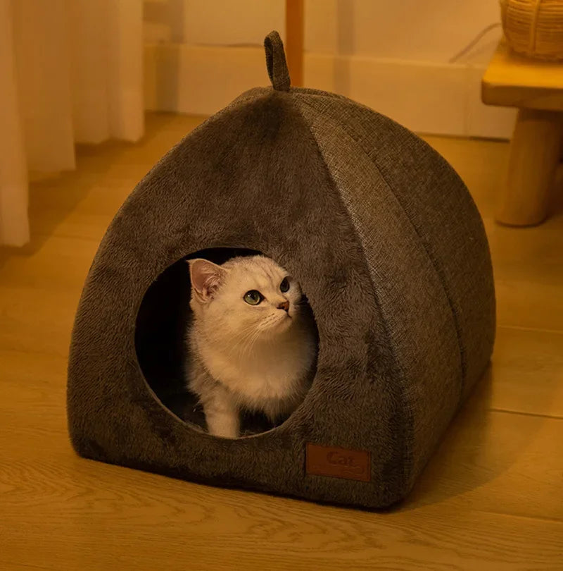 Winter Warm Cat & Dog Bed – Foldable Plush House