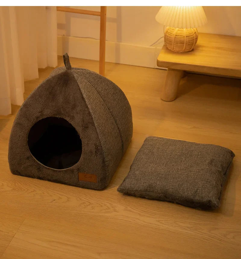 Winter Warm Cat & Dog Bed – Foldable Plush House